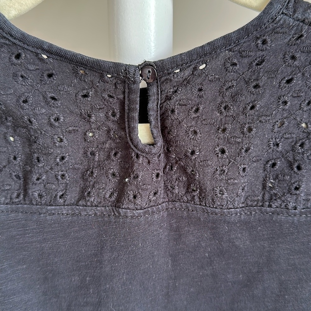 Zara Short Sleeve Eyelet Top Size 4 - Picture 8 of 8
